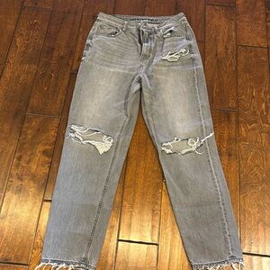 American Eagle Mom Jean